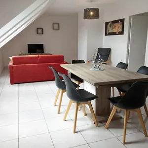 T2 Lumineux à Perros-guirec, Plein Centre-ville Appartement